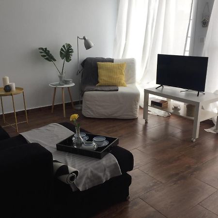 Casa Lola Apartment เฮเรซ เด ลาฟรอนเตรา ภายนอก รูปภาพ