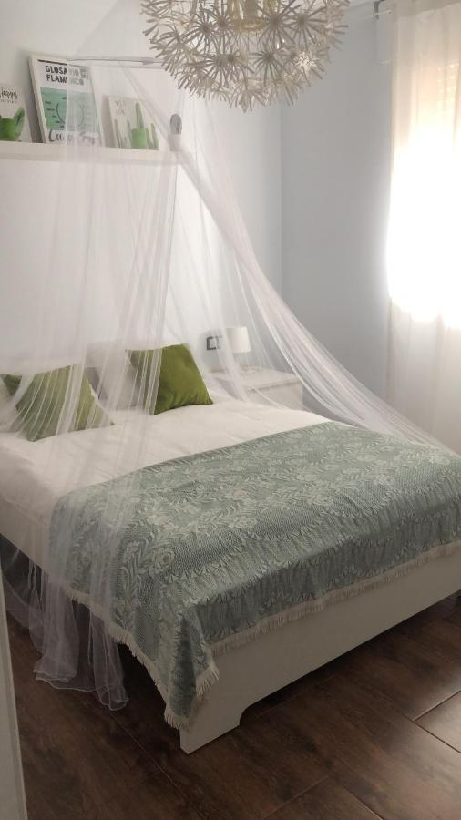 Casa Lola Apartment เฮเรซ เด ลาฟรอนเตรา ภายนอก รูปภาพ