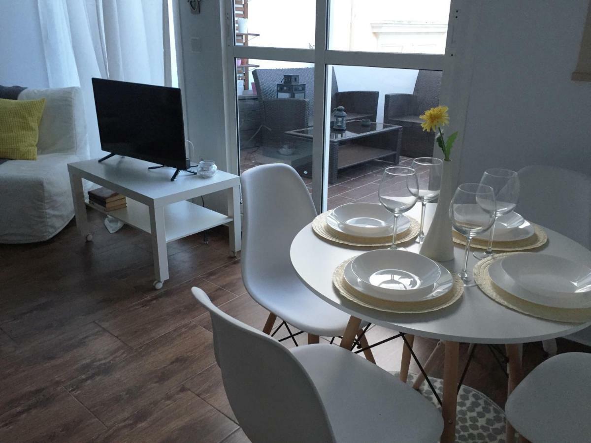 Casa Lola Apartment เฮเรซ เด ลาฟรอนเตรา ภายนอก รูปภาพ
