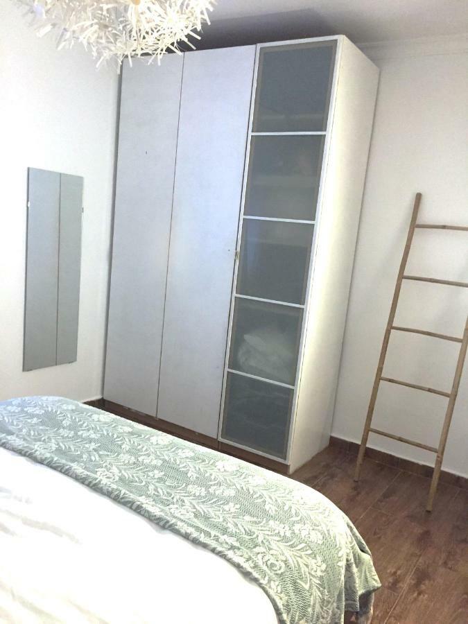 Casa Lola Apartment เฮเรซ เด ลาฟรอนเตรา ภายนอก รูปภาพ